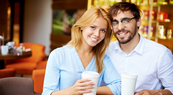 Sizi Gerçekten Sevip Sevmediğini Gösteren 16 İpucu!